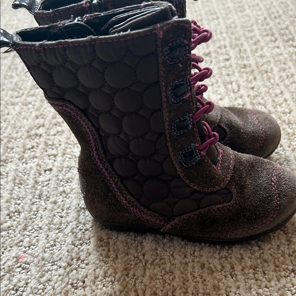 Stride Rite Quilted Brown Boots with Pink Accents - Picture 4 of 10